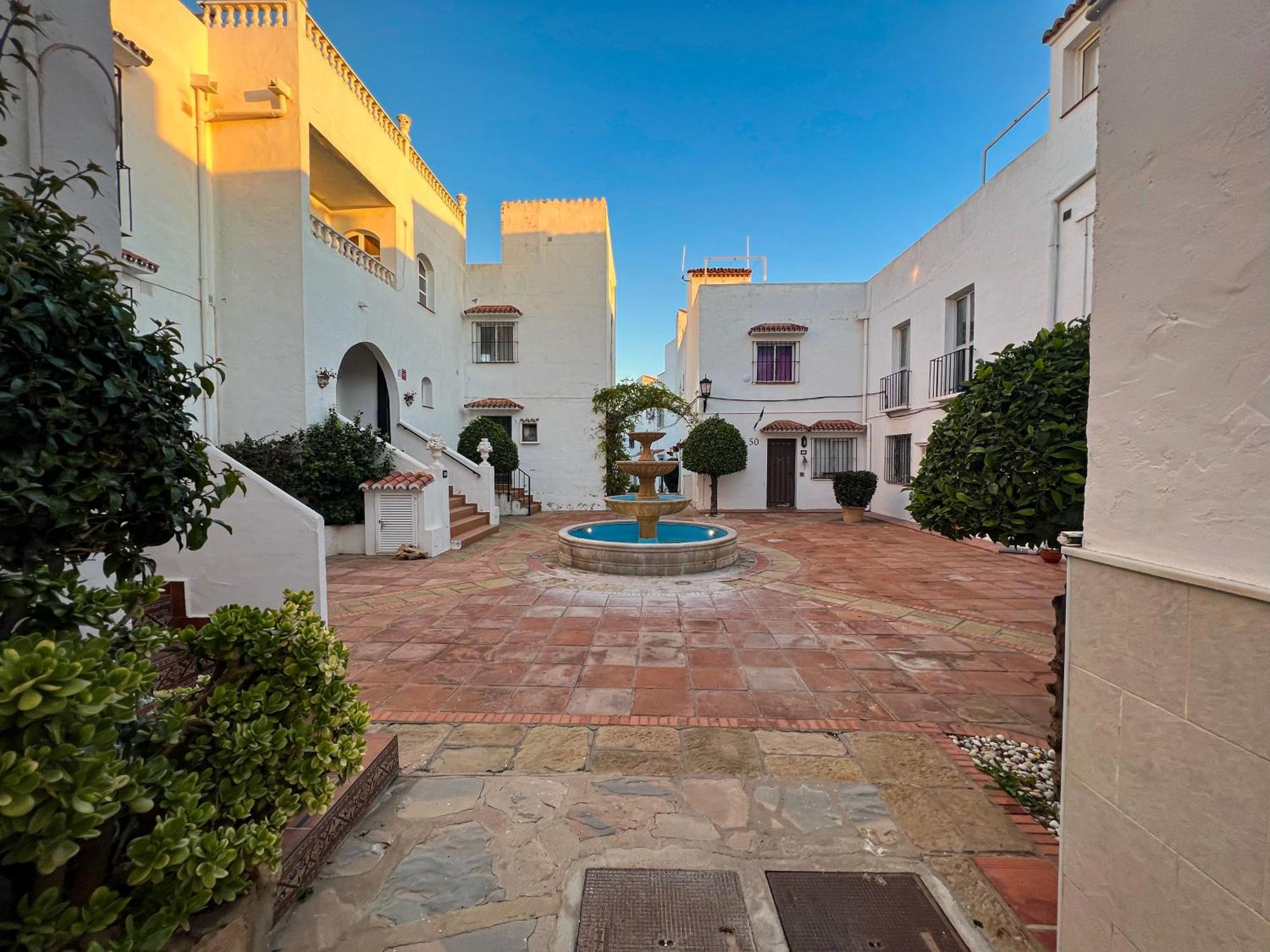 Townhouse In Monte Vinas - Manilva Villa Exteriör bild